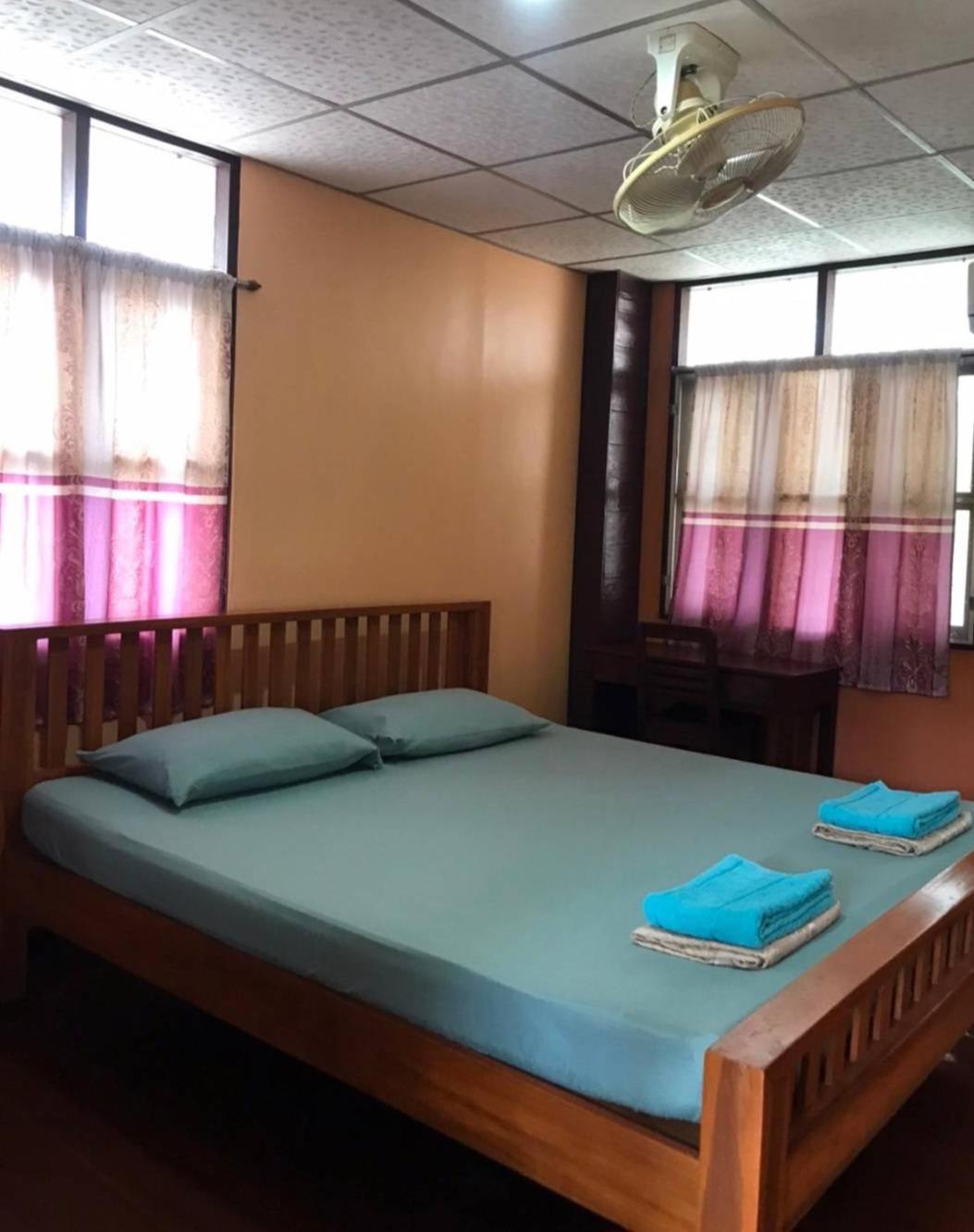פרה נאקון סי איוטאיה Baan Lotus Guest House מראה חיצוני תמונה